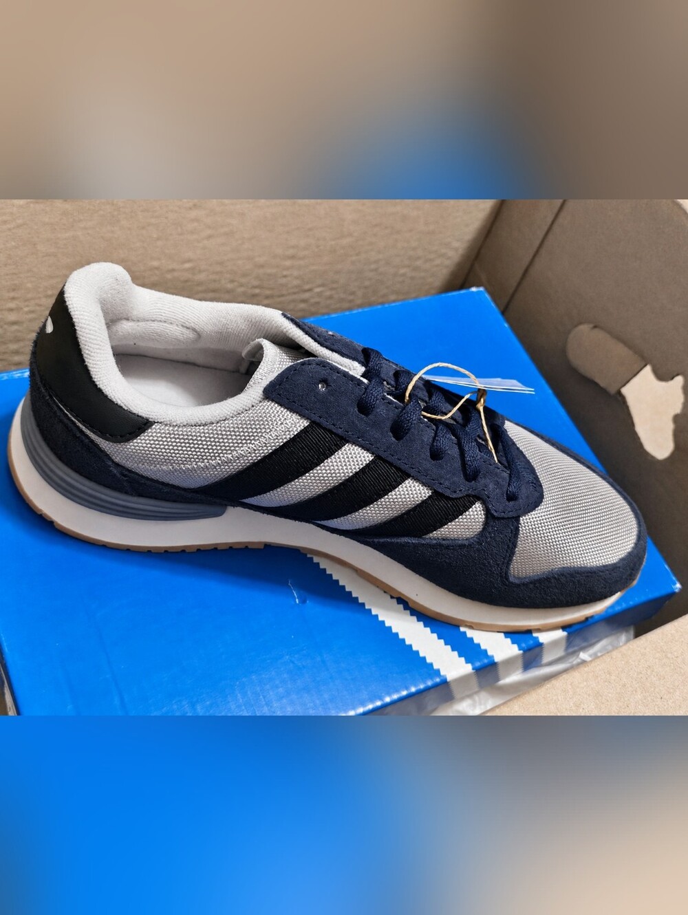 NWB adidas Treziod 2 Sneakers Mens 5.5/Womens 7